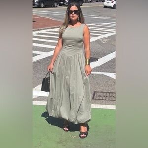 NWT CAMILA COELHO Drop Waist
Bubble Dress S and M 
🚨FIRM PRICE NO DISCOUNT